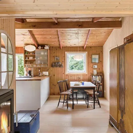 Semesterbostad 5604-svaneke-duebakken-5